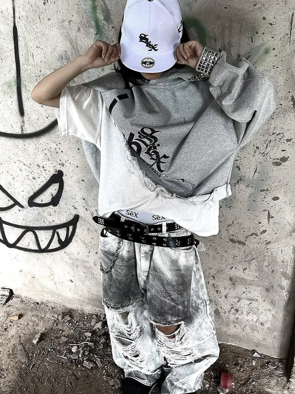 DESTROYED MUD DENIM